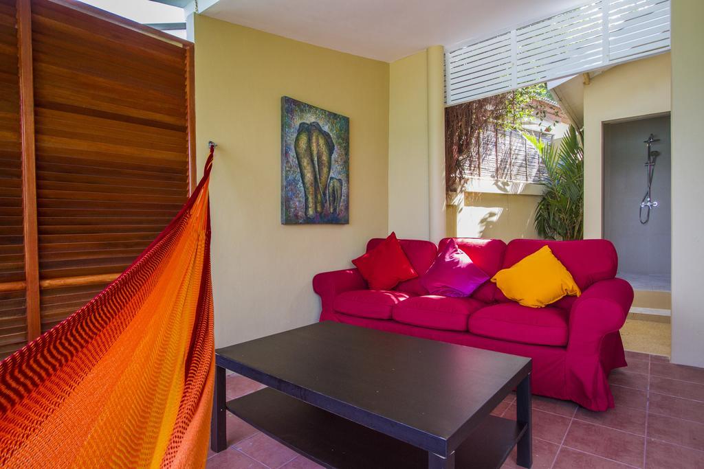 บูชิส บูทิก รีสอร์ต Hotel หาดเฉวง ภายนอก รูปภาพ